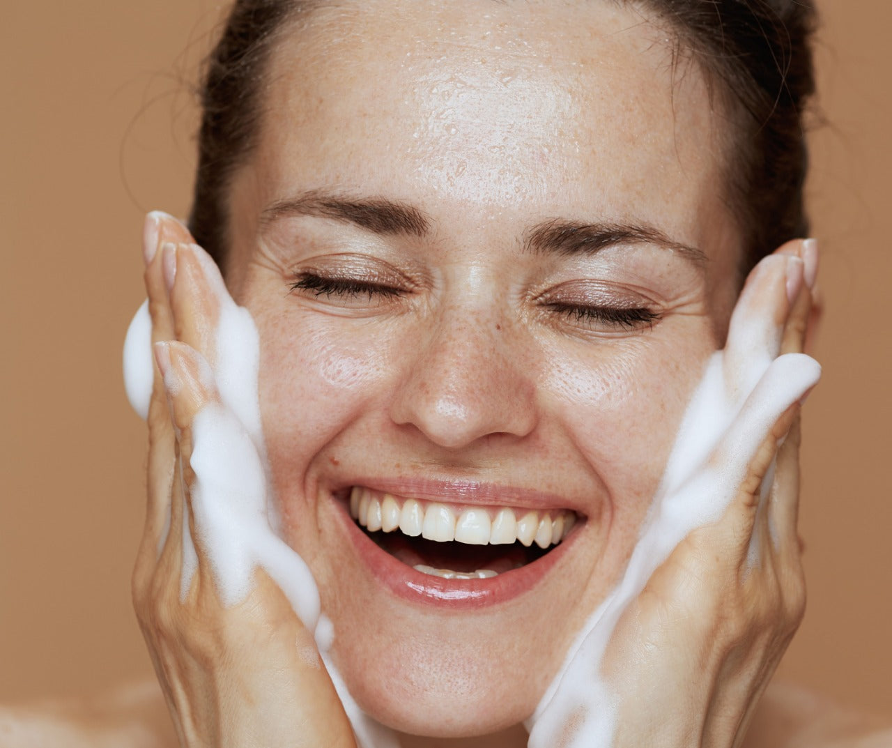 3-in-1 Foaming Face Wash